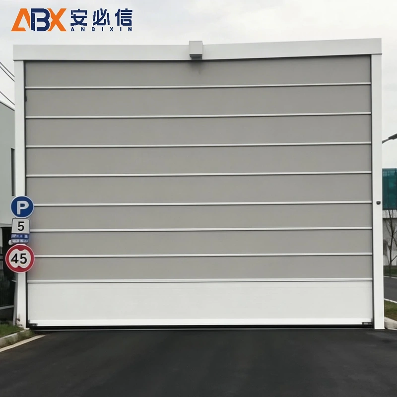 玉树藏族背带堆积门